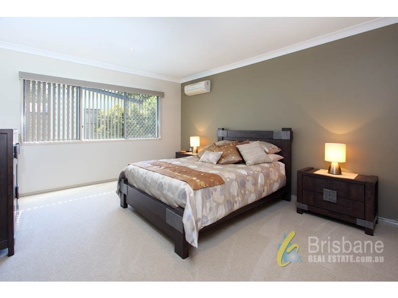 25 Lomandra Place,, Chapel Hill QLD 4069