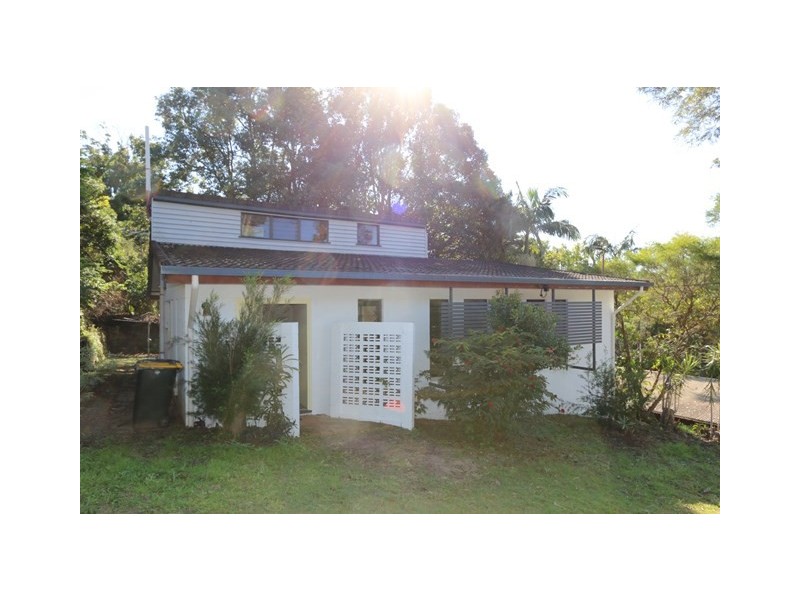 21 Neptune Street, Chapel Hill QLD 4069