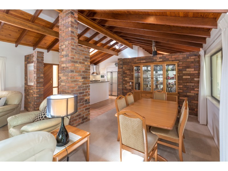 1141 Mt Crosby Rd, Karana Downs QLD 4306