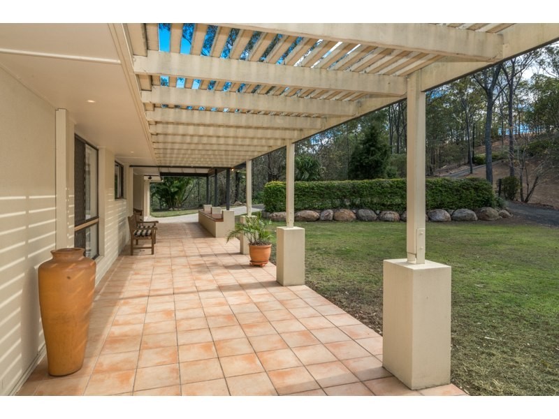 1141 Mt Crosby Rd, Karana Downs QLD 4306