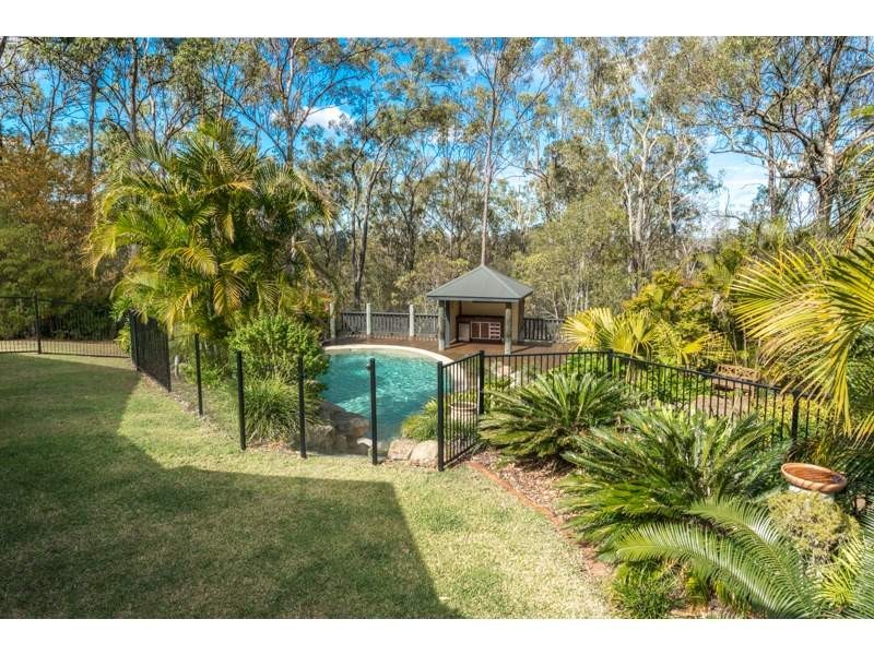 1141 Mt Crosby Rd, Karana Downs QLD 4306