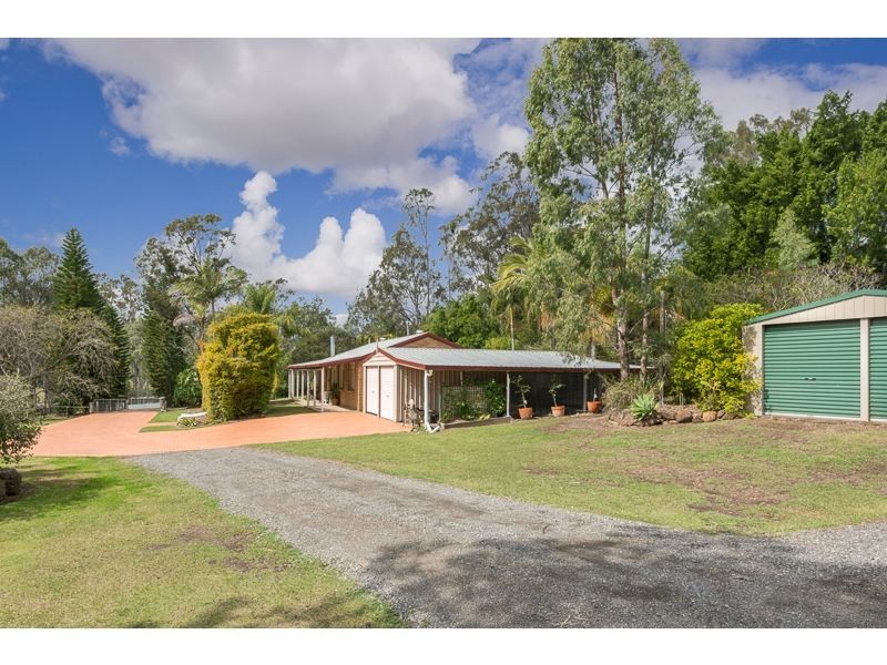 360 Mt Crosby Rd, Chuwar QLD 4306