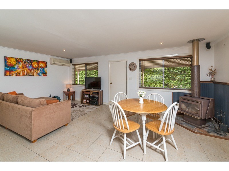360 Mt Crosby Rd, Chuwar QLD 4306
