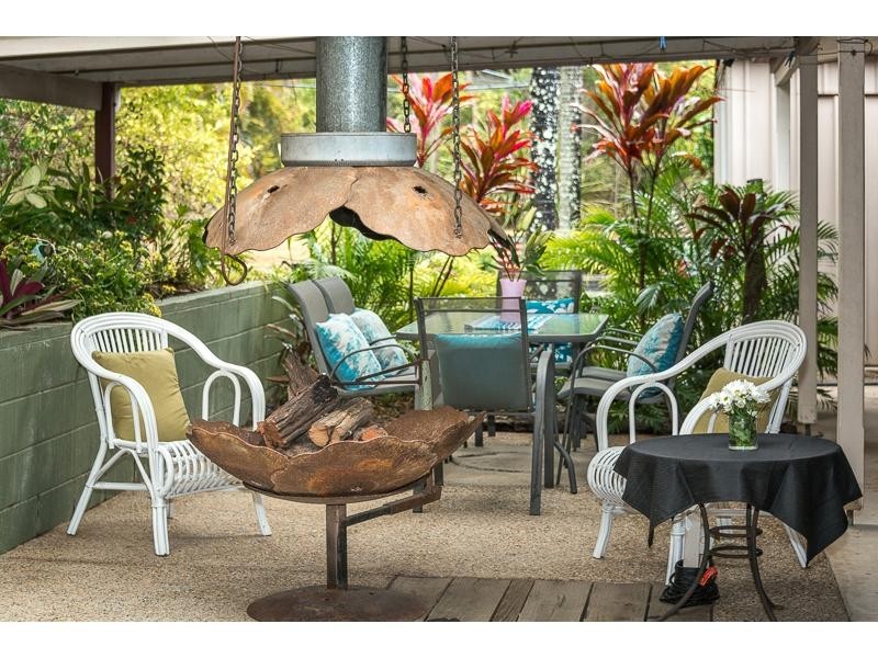 360 Mt Crosby Rd, Chuwar QLD 4306