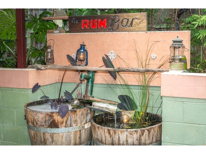 360 Mt Crosby Rd, Chuwar QLD 4306