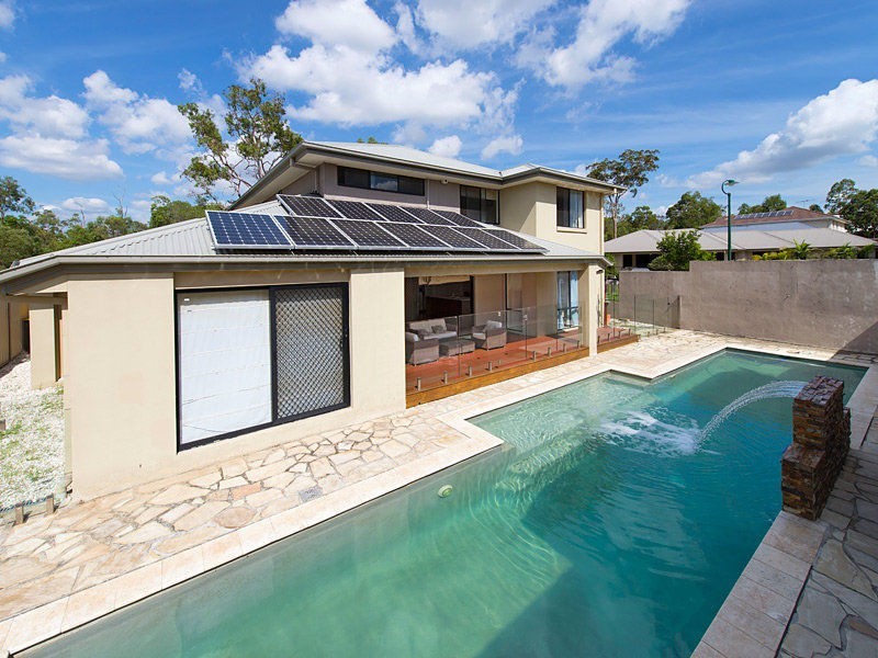 33 Christopher Place, Sinnamon Park QLD 4073