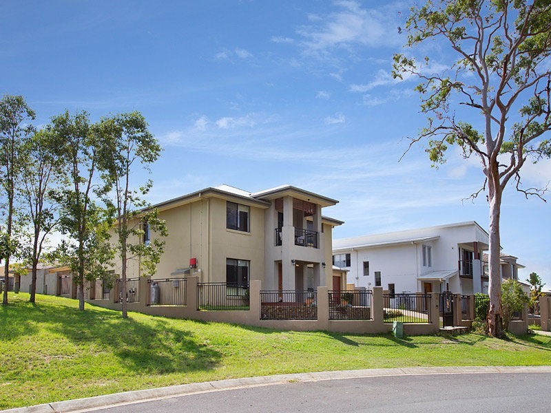 33 Christopher Place, Sinnamon Park QLD 4073