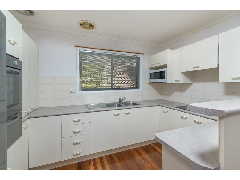 16 IJONG ST, Kenmore QLD 4069