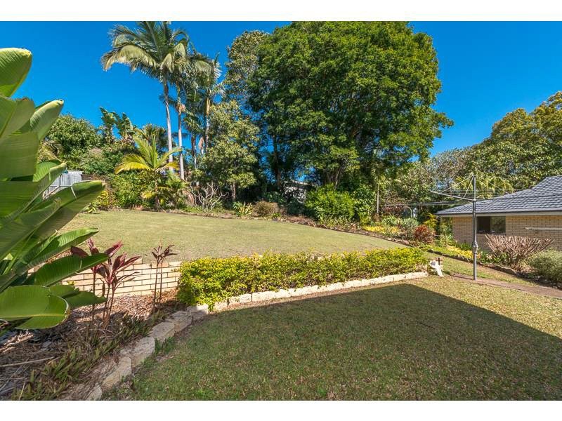16 IJONG ST, Kenmore QLD 4069