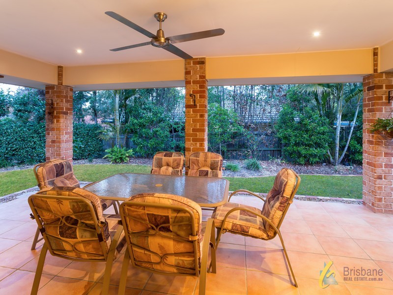 18 Camberwell Pl, Forest Lake QLD 4078