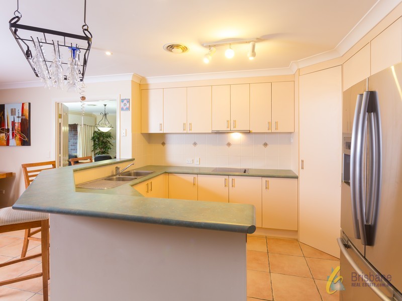 18 Camberwell Pl, Forest Lake QLD 4078