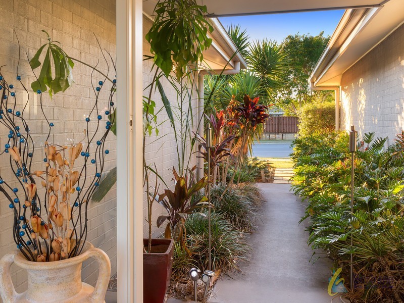 12 Silky Oak Avenue, Moggill QLD 4070