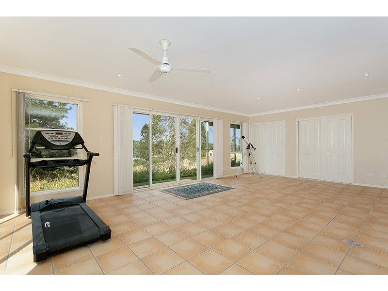 130 Woodward Place, Pullenvale QLD 4069