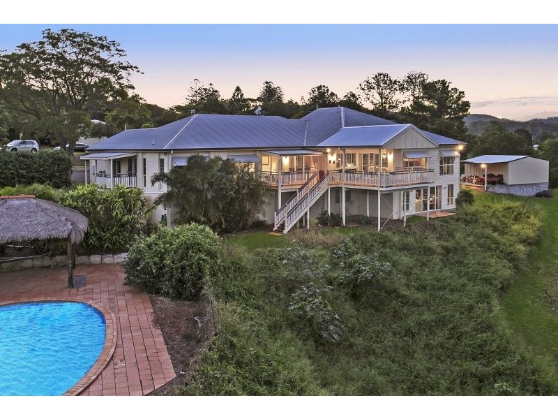 130 Woodward Place, Pullenvale QLD 4069