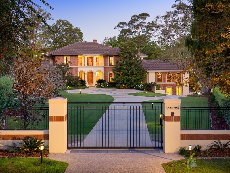 47 Tristania Road, Chapel Hill QLD 4069