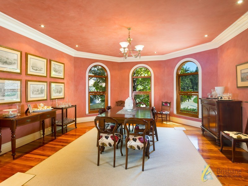 47 Tristania Road, Chapel Hill QLD 4069