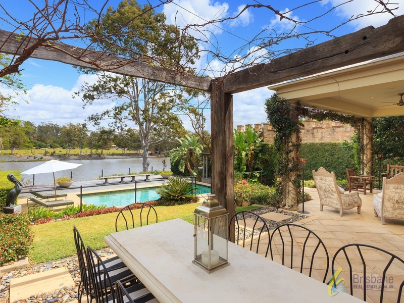 76 Botticelli Street, Fig Tree Pocket QLD 4069