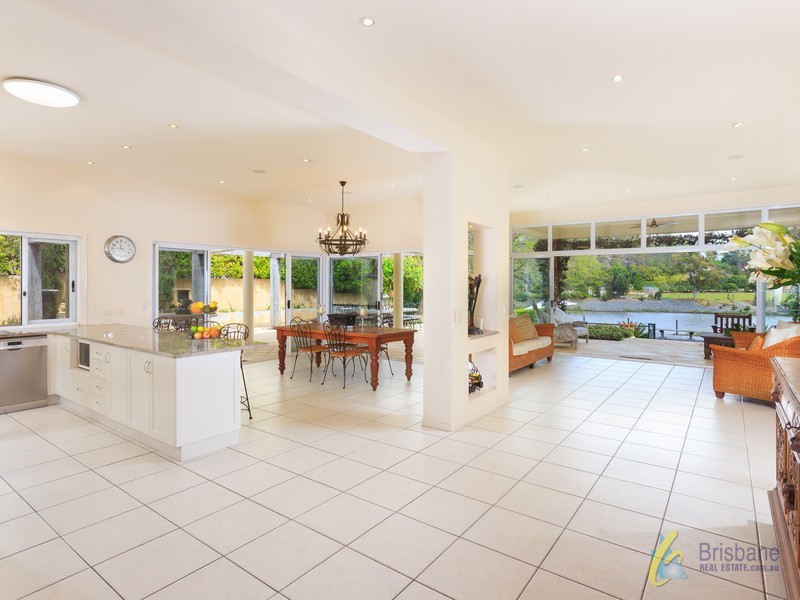 76 Botticelli Street, Fig Tree Pocket QLD 4069
