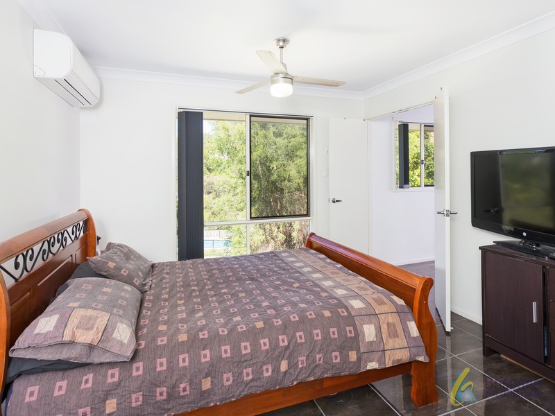 14 Torridon Close, Chapel Hill QLD 4069