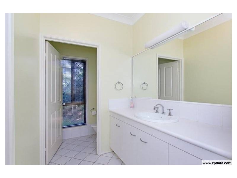 1 Eulalia Close, Chuwar QLD 4306