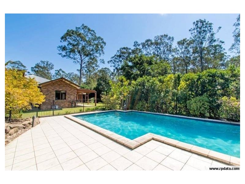 1 Eulalia Close, Chuwar QLD 4306