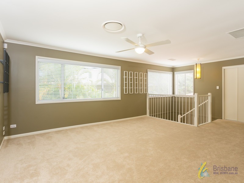 58 Vakuta St, Fig Tree Pocket QLD 4069