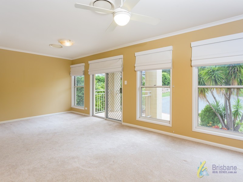 58 Vakuta St, Fig Tree Pocket QLD 4069