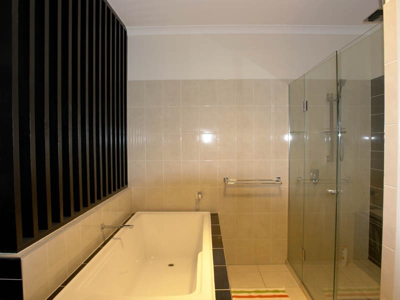 17 Stanbury Drive, Goodna QLD 4300