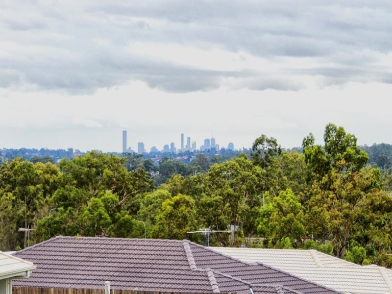 17 Stanbury Drive, Goodna QLD 4300