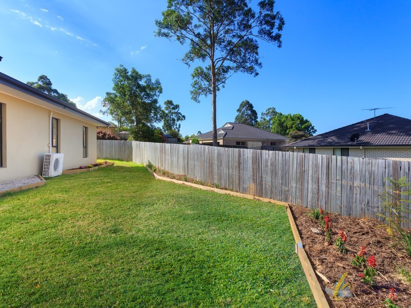16 Joseph Av, Moggill QLD 4070