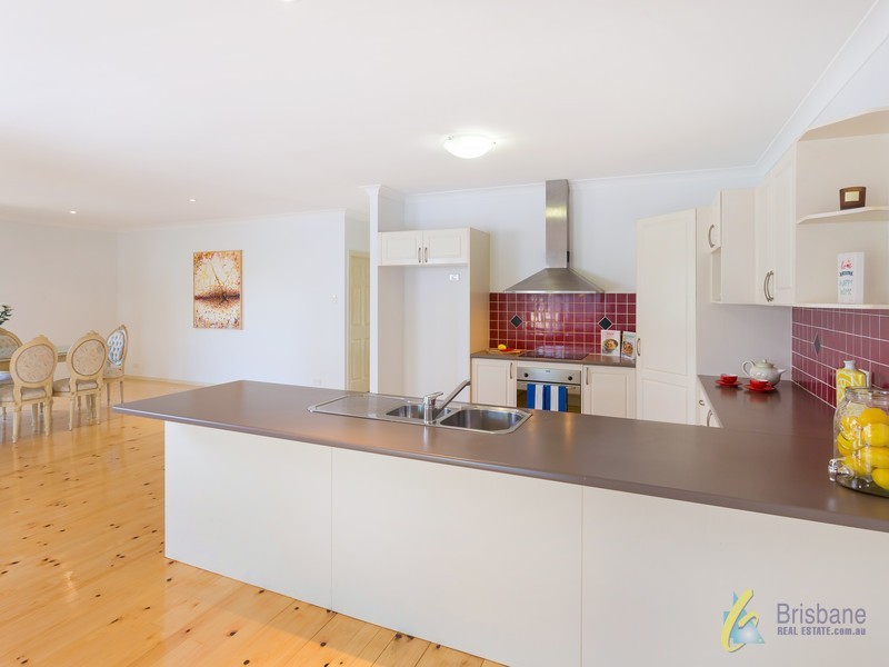 16 Joseph Av, Moggill QLD 4070
