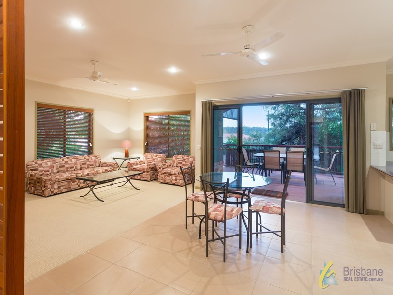 2 -119 Sugarwood, Bellbowrie QLD 4070