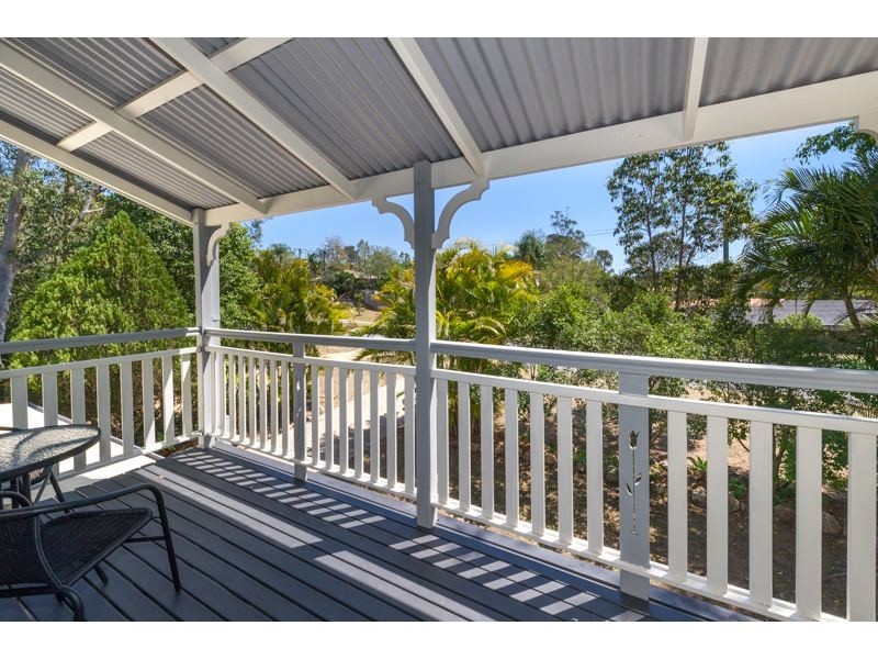 157 College Rd, Karana Downs QLD 4306