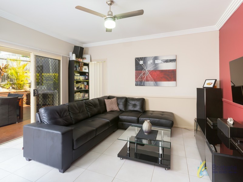7 Pinnacle Cl, Springfield Lakes QLD 4300