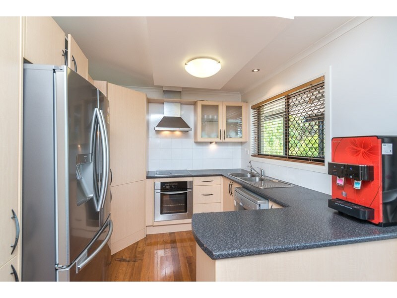 78 Brownie St, Jamboree Heights QLD 4074