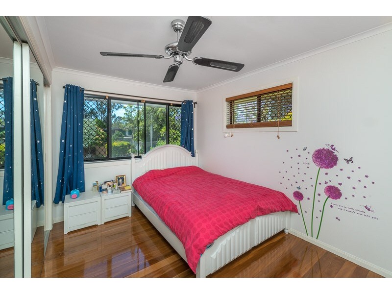 78 Brownie St, Jamboree Heights QLD 4074