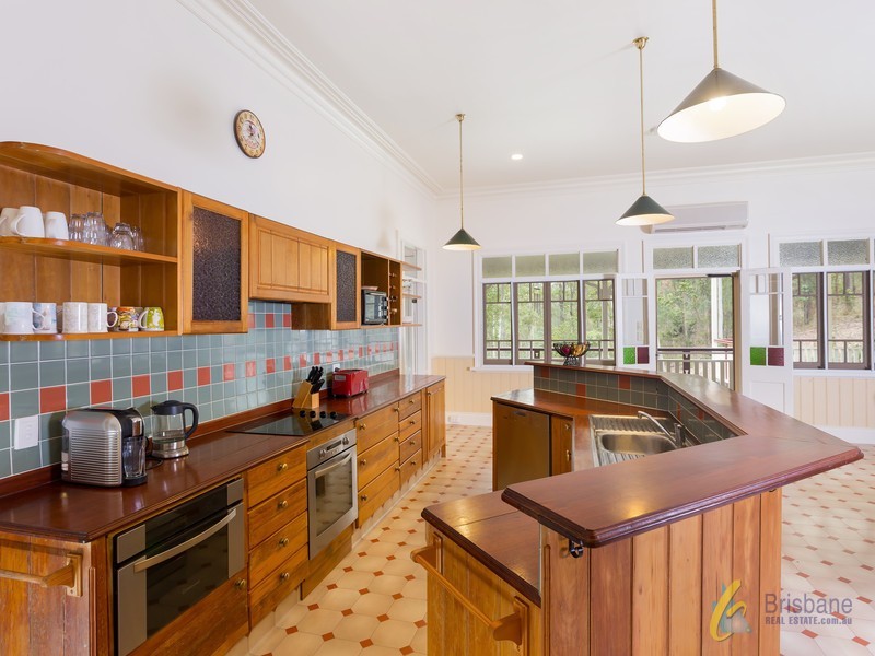 32 White Cedar Rd, Pullenvale QLD 4069