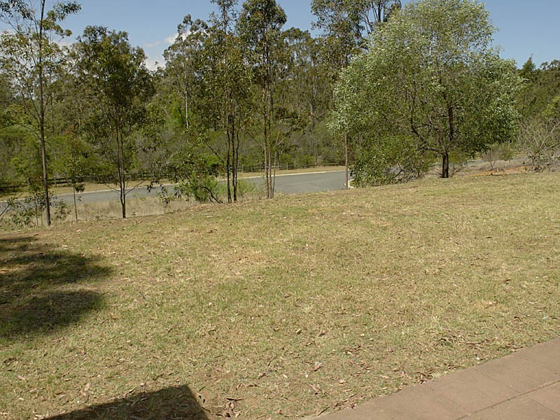 7 Native Olive Place, Mount Crosby QLD 4306