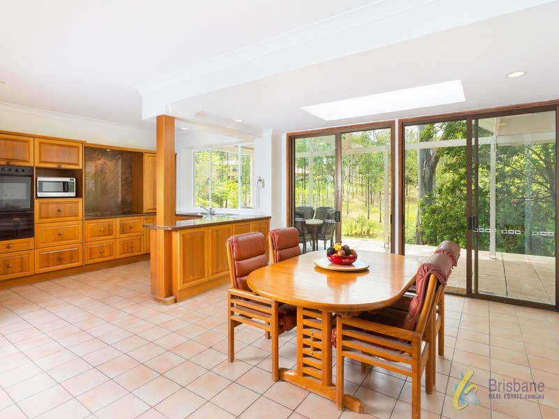 29 Rafting Ground Rd, Brookfield QLD 4069