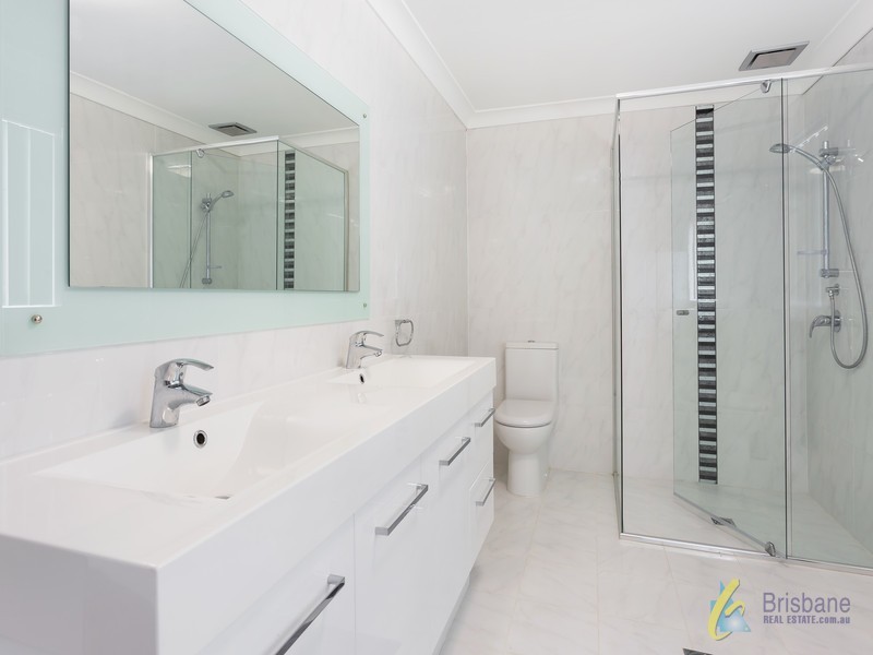 29 Rafting Ground Rd, Brookfield QLD 4069