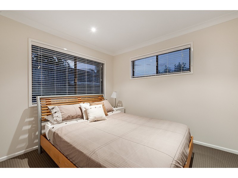 3 Athos Street, Riverhills QLD 4074