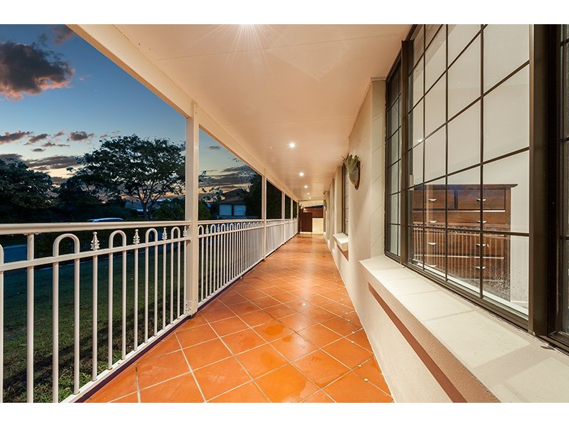 3 Athos Street, Riverhills QLD 4074