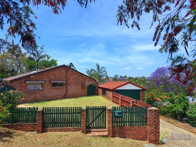 12 Cooranga Street, Jindalee QLD 4074