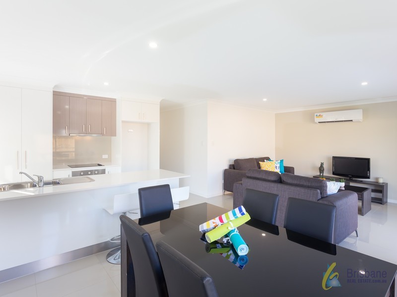 5 Robert Jones Street, Redbank Plains QLD 4301