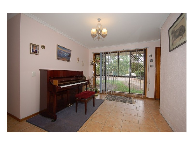 9 Nawalla Court, Karana Downs QLD 4306