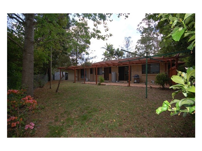 9 Nawalla Court, Karana Downs QLD 4306