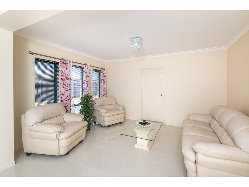 59 Waterhousia Place, Moggill QLD 4070