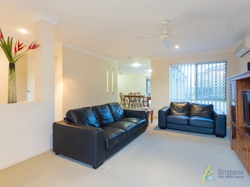 10 Turrbal Street, Bellbowrie QLD 4070