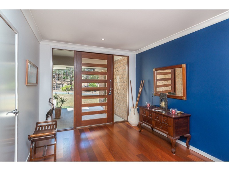 15 Jack Kerr Court, Mount Crosby QLD 4306