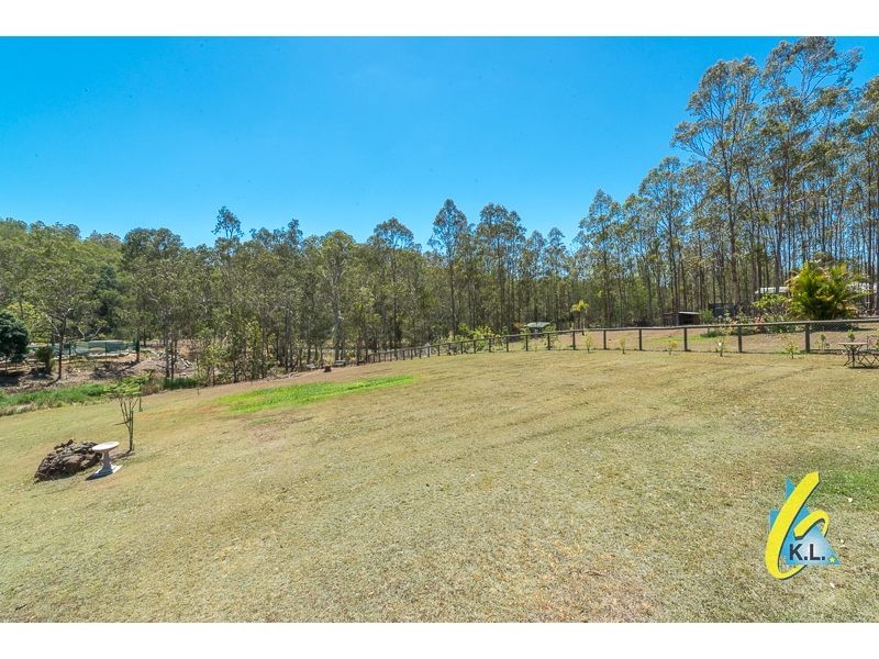 15 Jack Kerr Court, Mount Crosby QLD 4306